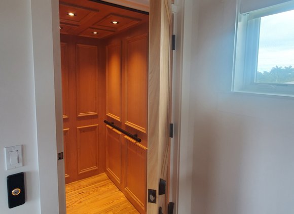 elevator-style-intro-5-1580x1152