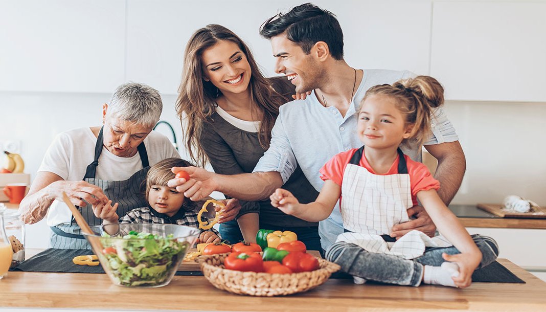 photo links family kitchen 1080x610